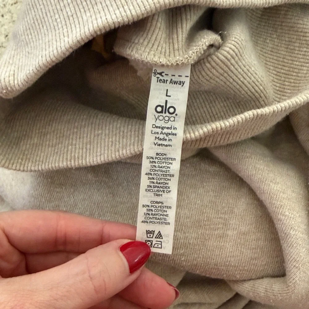 ALO tan oatmeal sweatshirt turtleneck large L cotton blend